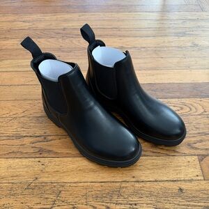 Black Chelsea Boots